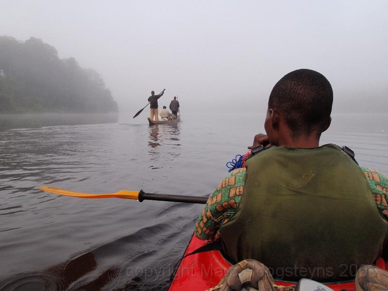 13 Lukenie river near Bungimba at 5 o'clock in the morning.jpg